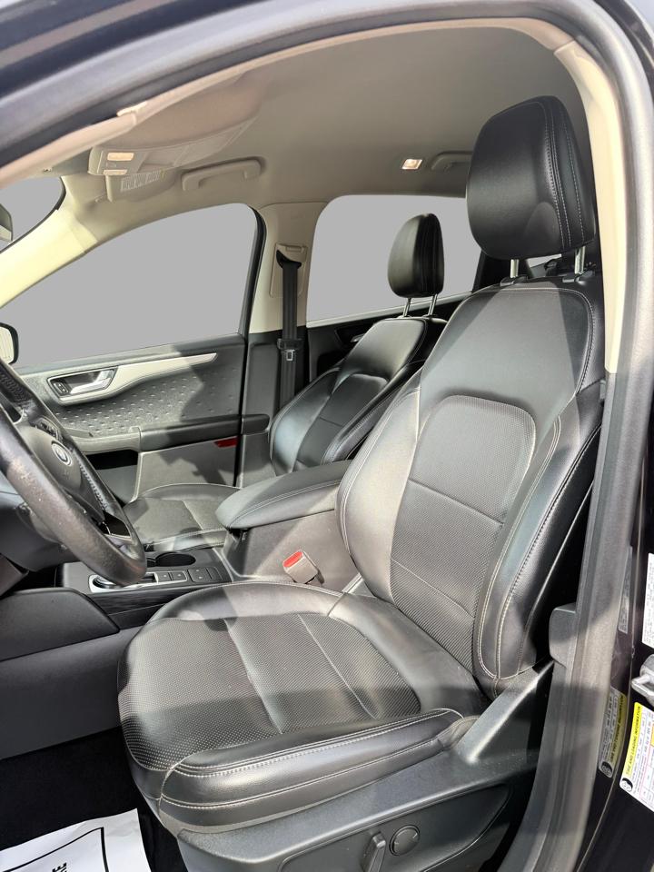 Ford Escape SEL FWD 2020