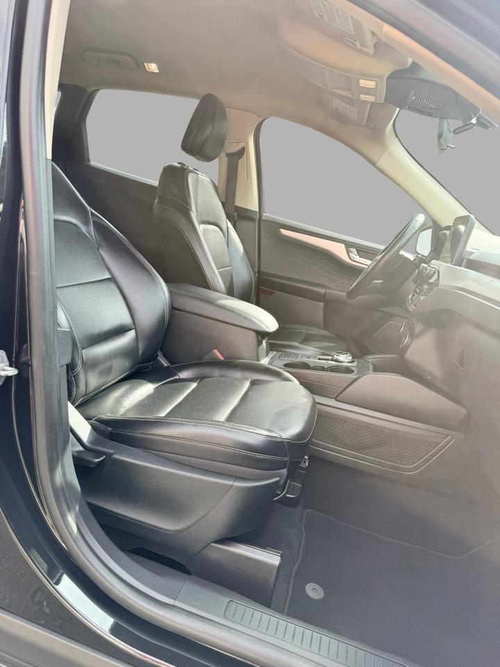 Ford Escape SEL FWD 2020