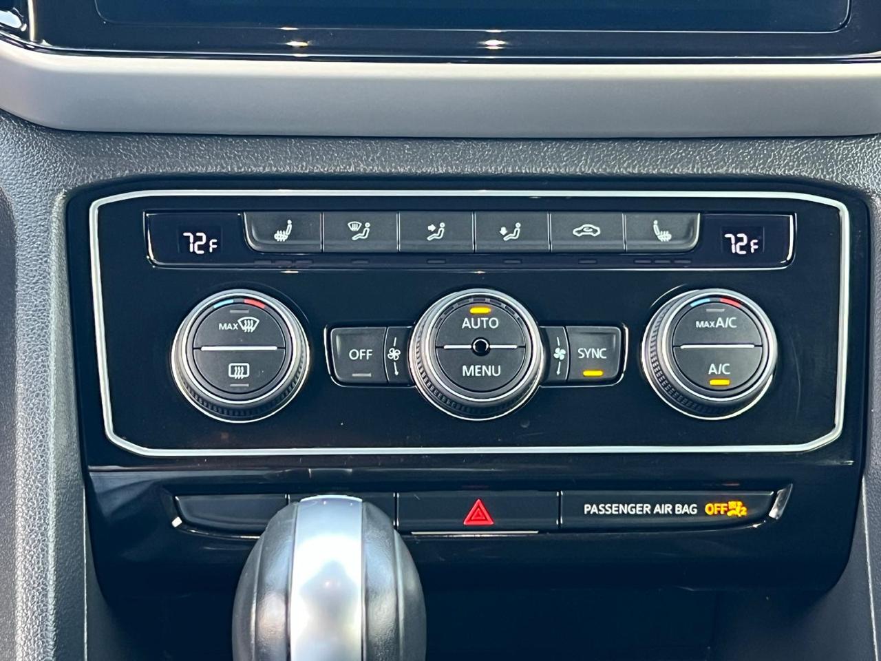 Volkswagen Atlas Cross Sport 3.6L V6 SE w/Technology 4MOTION 2023