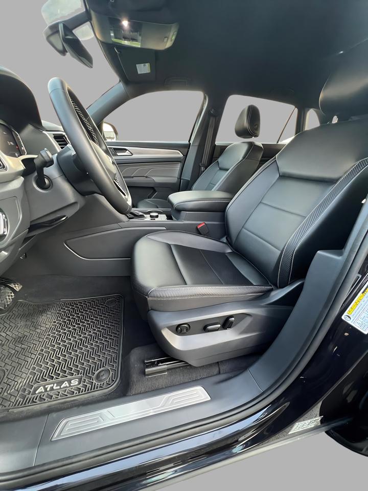 Volkswagen Atlas Cross Sport 3.6L V6 SE w/Technology 4MOTION 2023