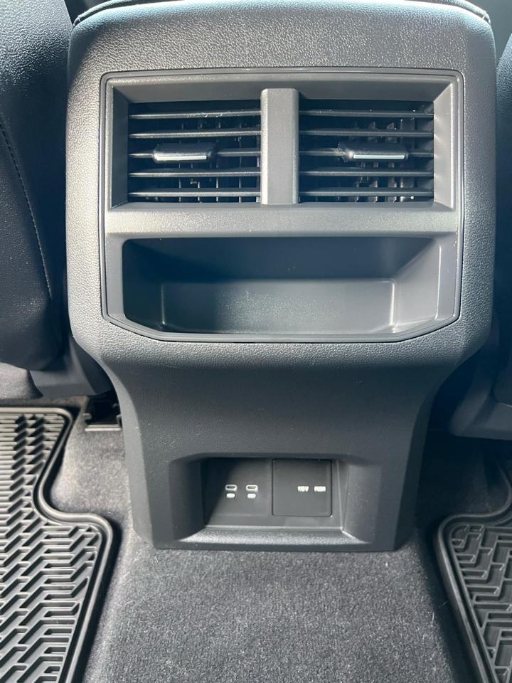 Volkswagen Atlas Cross Sport 3.6L V6 SE w/Technology 4MOTION 2023
