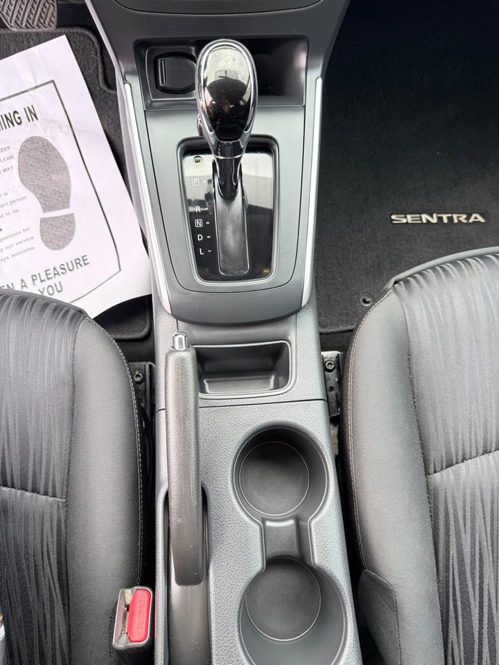 Nissan Sentra SV CVT 2017