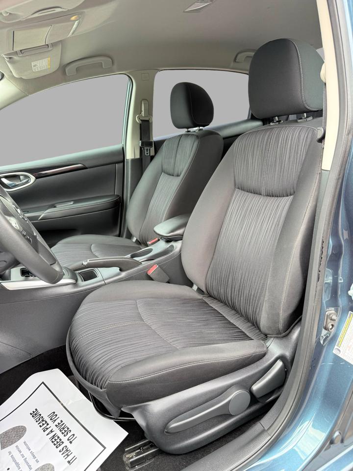 Nissan Sentra SV CVT 2017