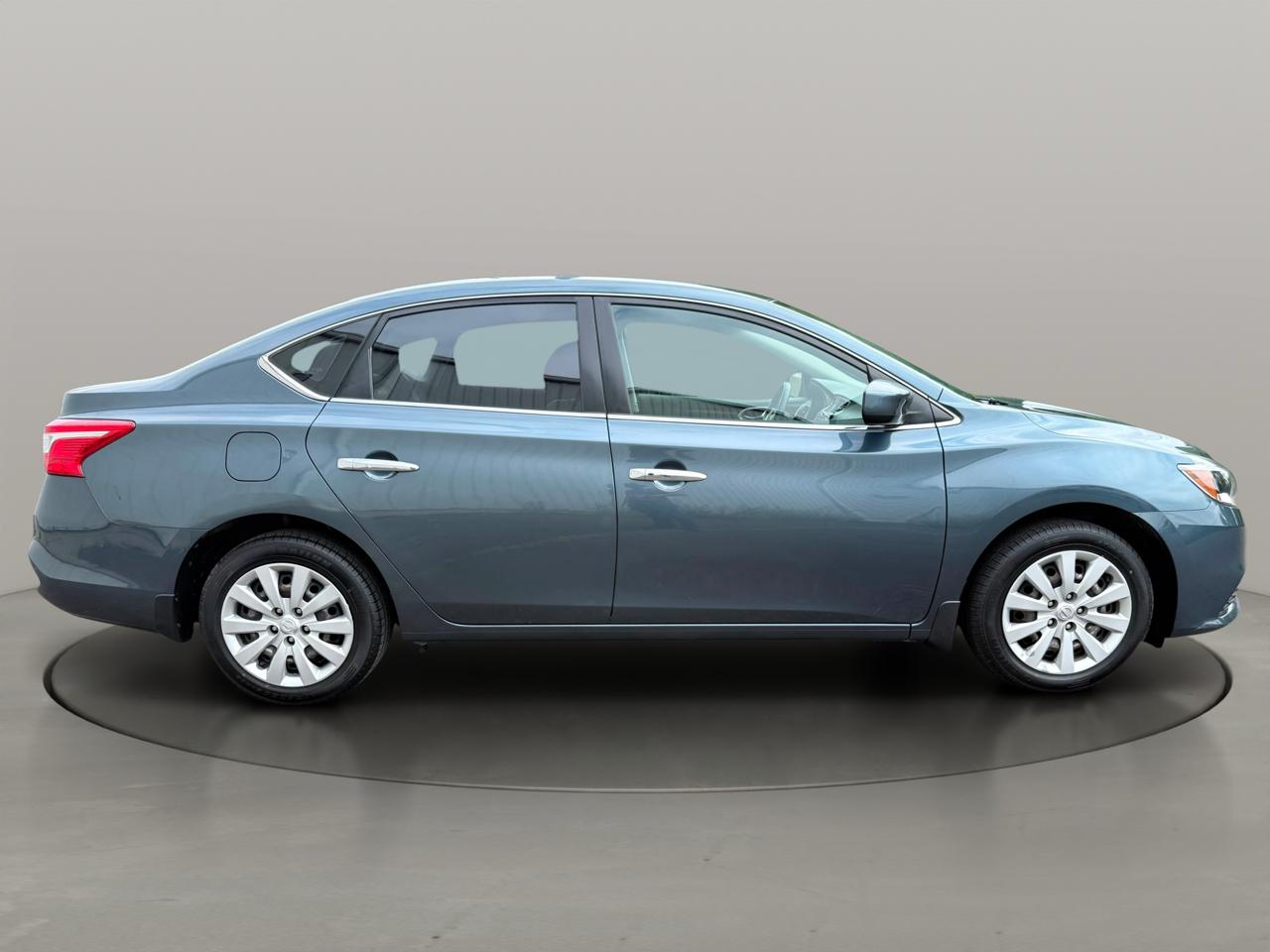 Nissan Sentra SV CVT 2017