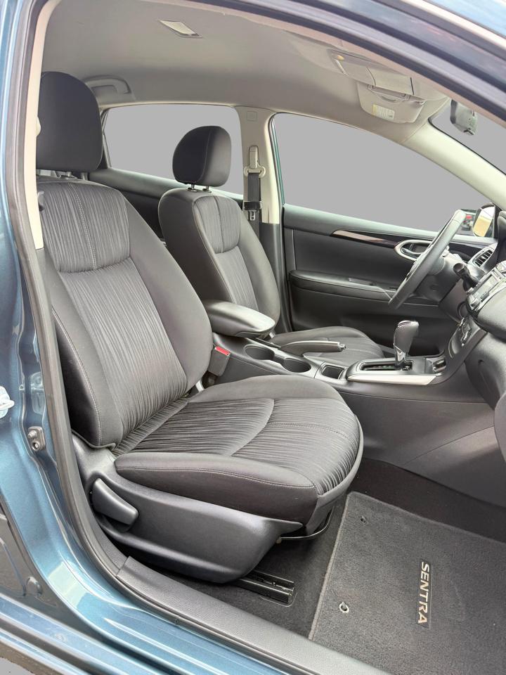 Nissan Sentra SV CVT 2017