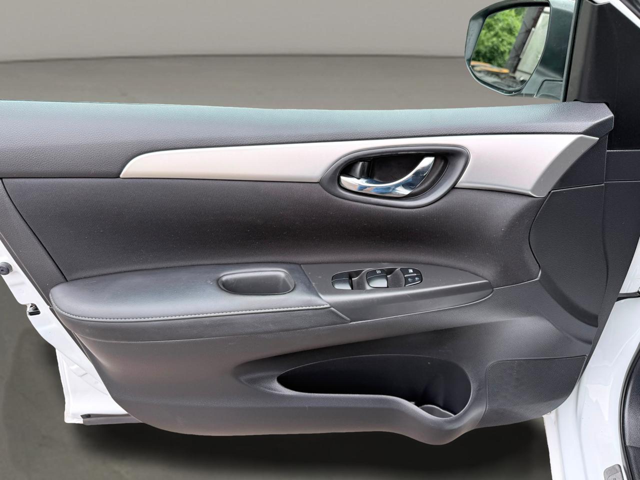 Nissan Sentra S CVT 2019