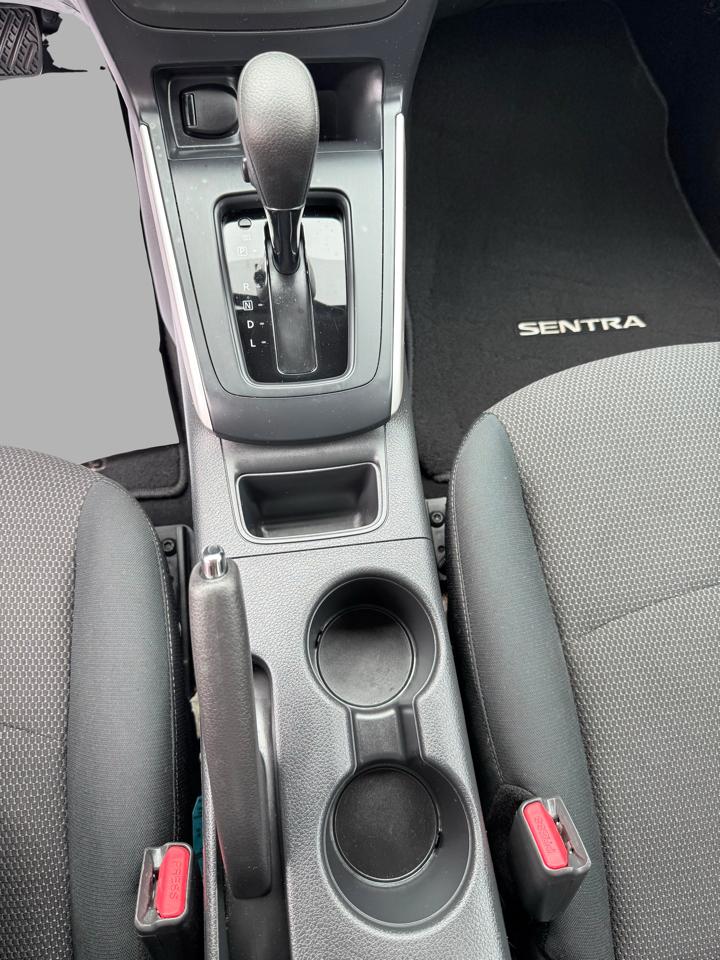 Nissan Sentra S CVT 2019