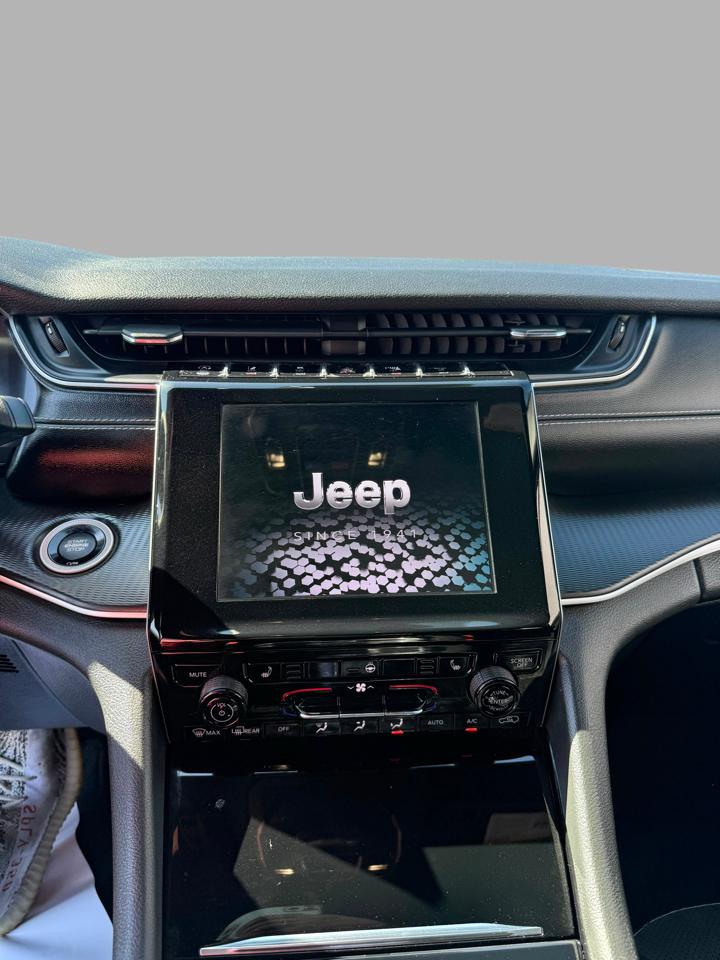 Jeep Grand Cherokee Altitude 4x4 2023