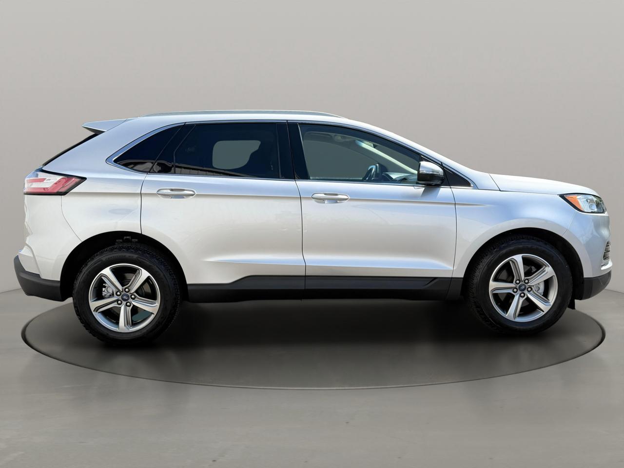 Ford Edge SEL FWD 2019