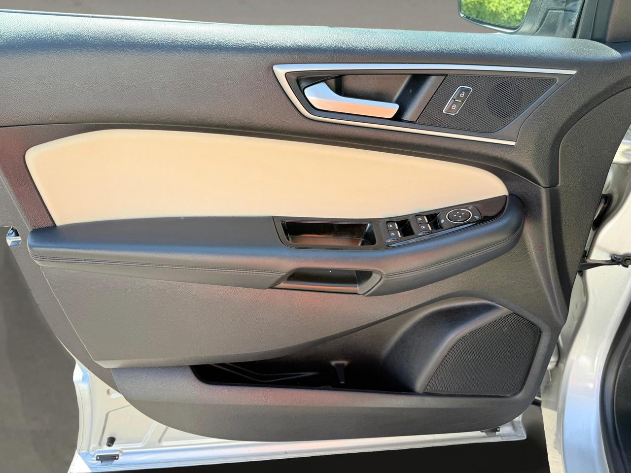 Ford Edge SEL FWD 2019