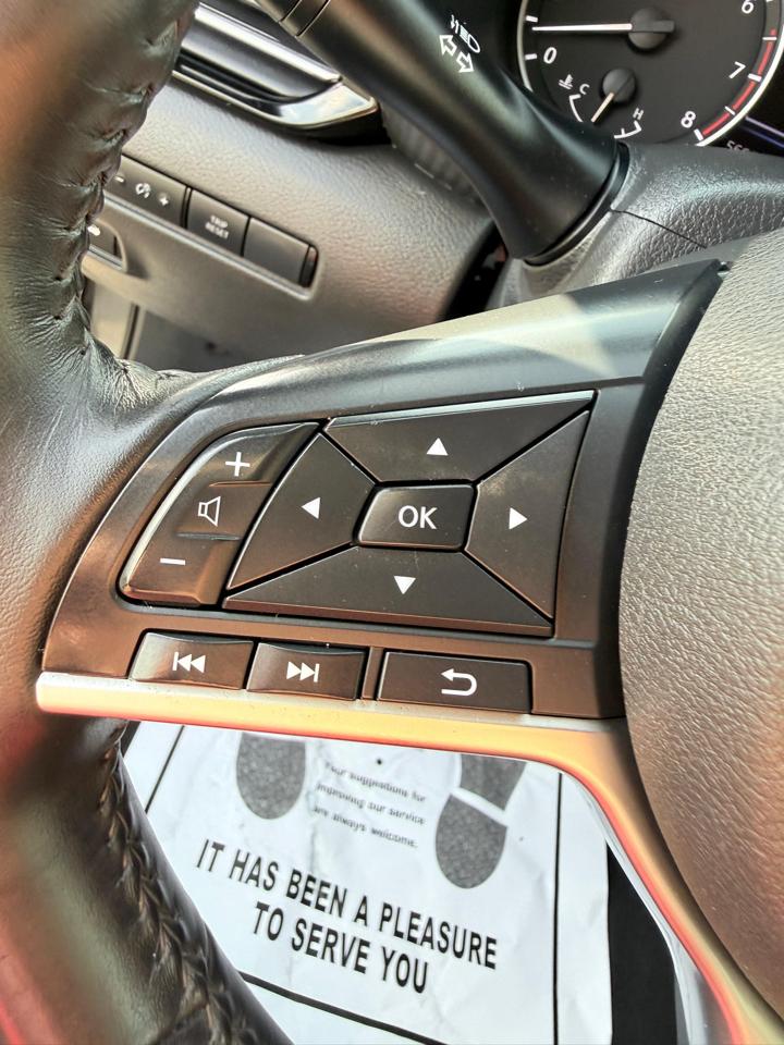 Nissan Sentra SV CVT 2020