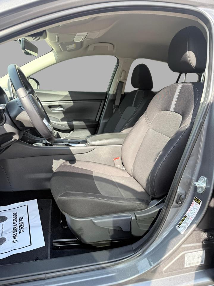 Nissan Sentra SV CVT 2020