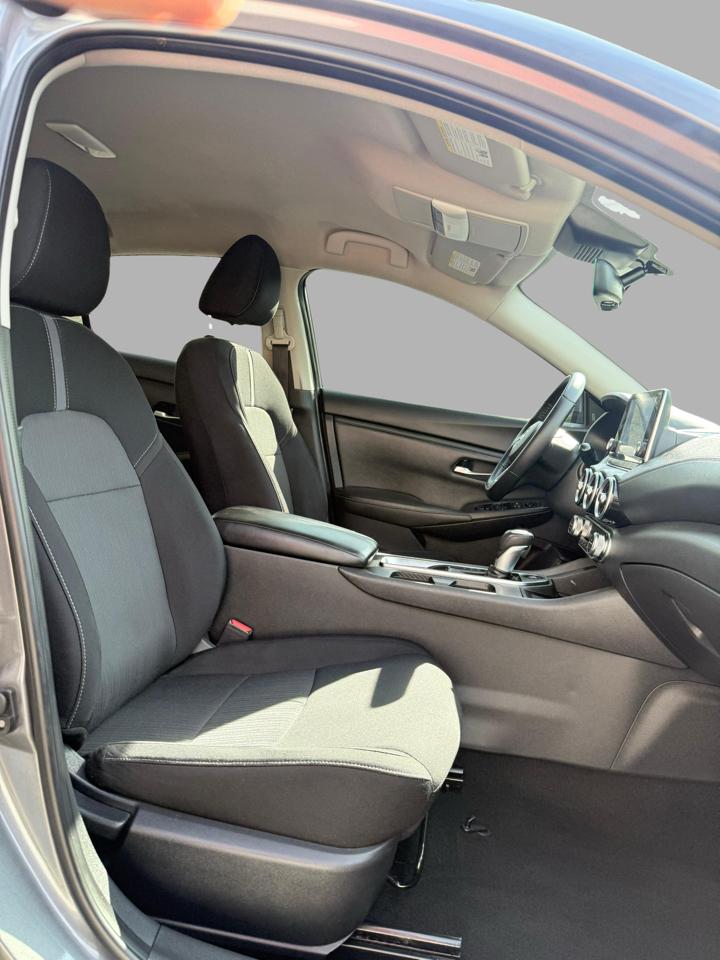 Nissan Sentra SV CVT 2020