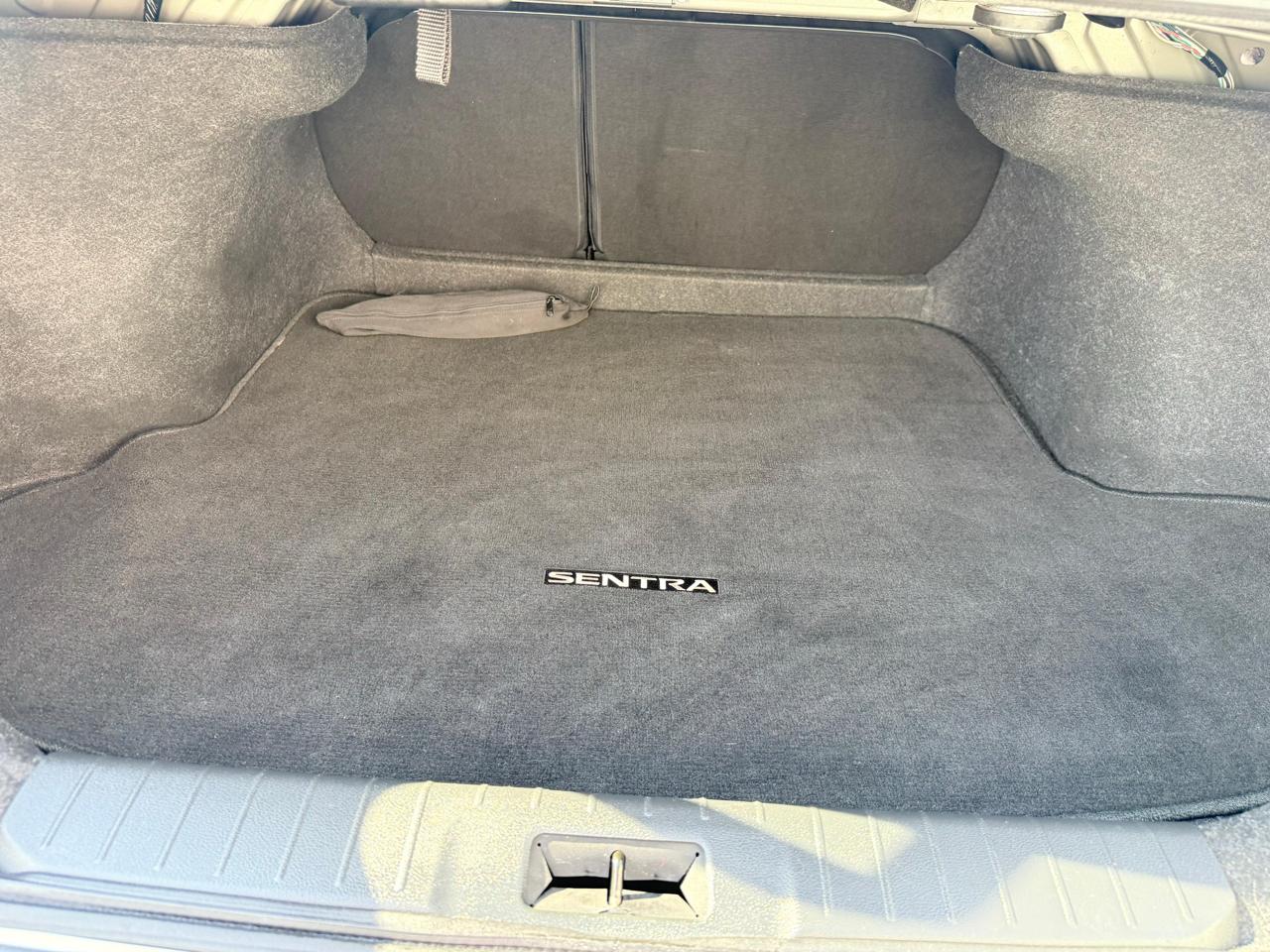 Nissan Sentra SV CVT 2020