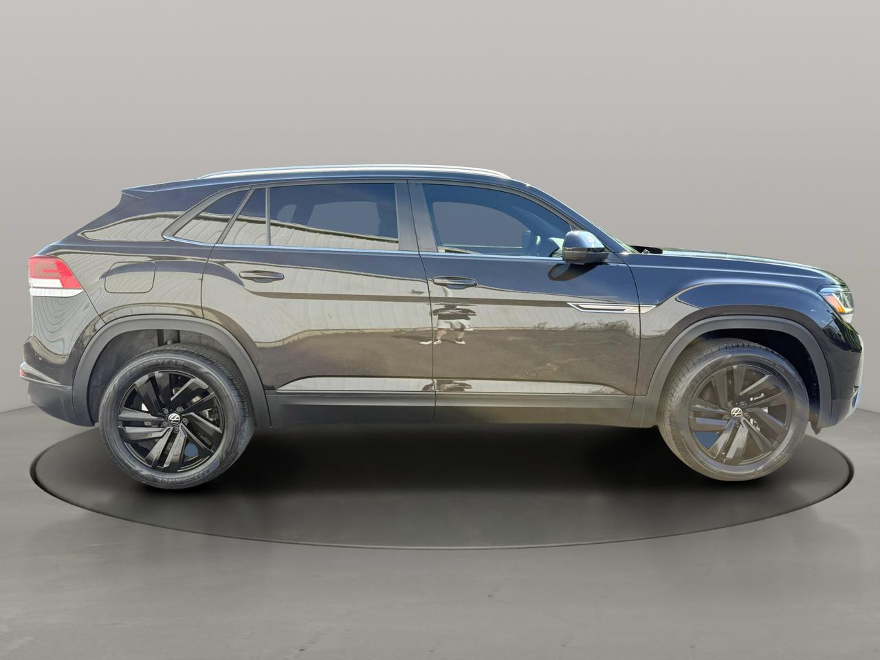 Volkswagen Atlas Cross Sport 3.6L V6 SE w/Technology FWD 2023