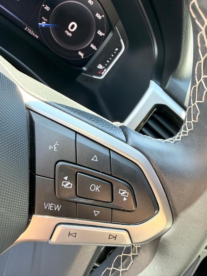 Volkswagen Atlas Cross Sport 3.6L V6 SE w/Technology FWD 2023