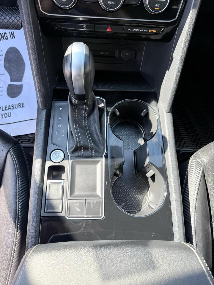 Volkswagen Atlas Cross Sport 3.6L V6 SE w/Technology FWD 2023