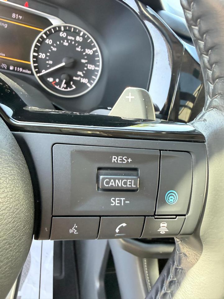 Nissan Pathfinder SL 4WD 2023