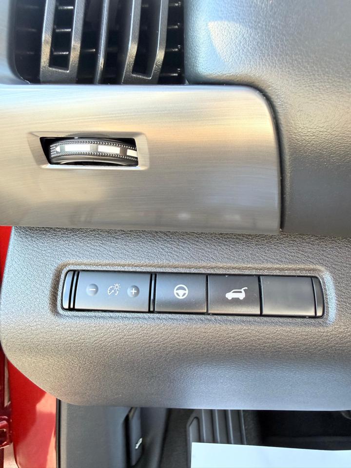 Nissan Pathfinder SL 4WD 2023