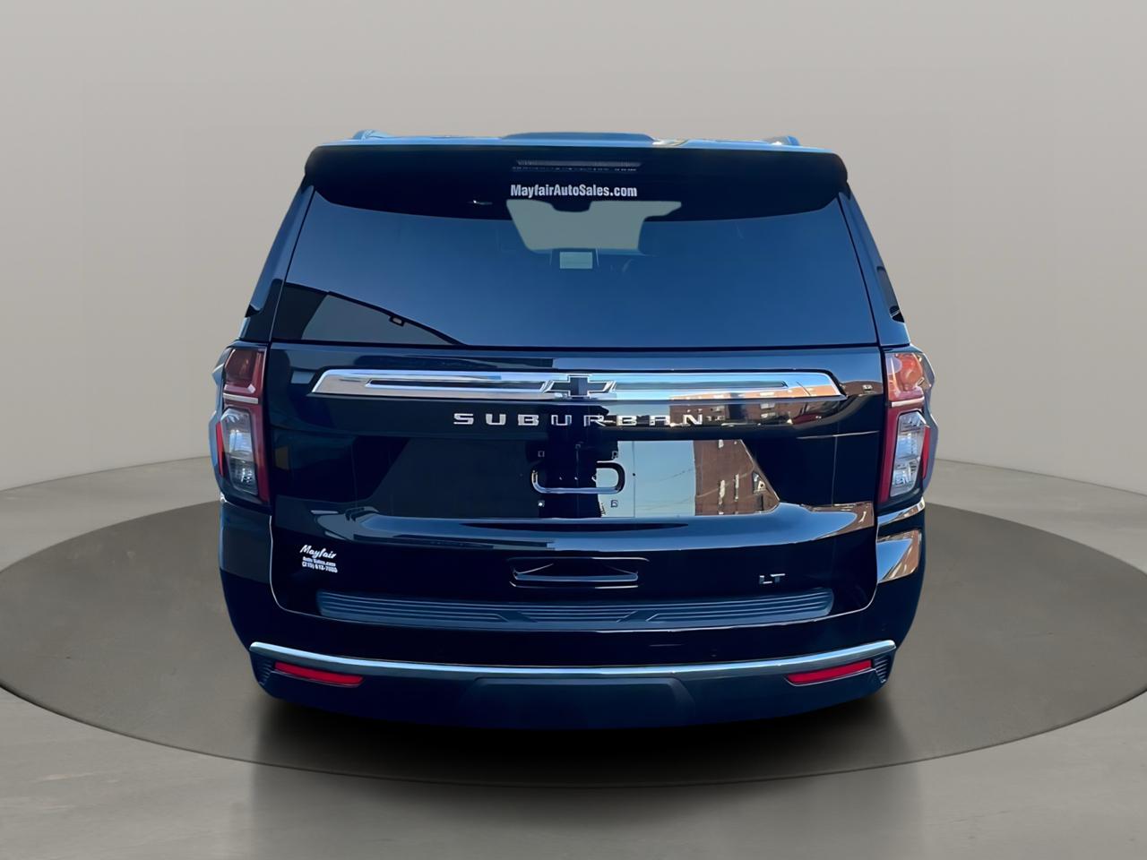 Chevrolet Suburban 4WD 4dr LT 2022