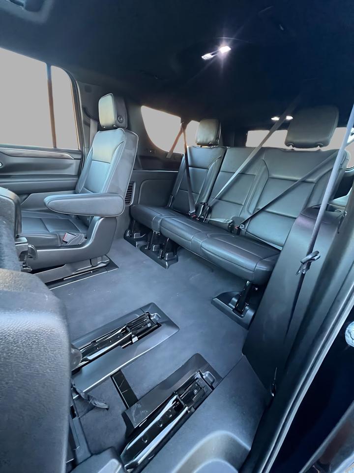 Chevrolet Suburban 4WD 4dr LT 2022
