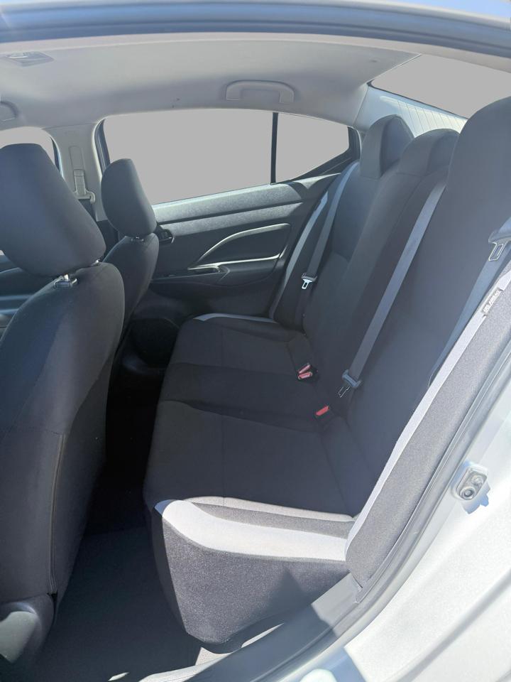 Nissan Versa S CVT 2025