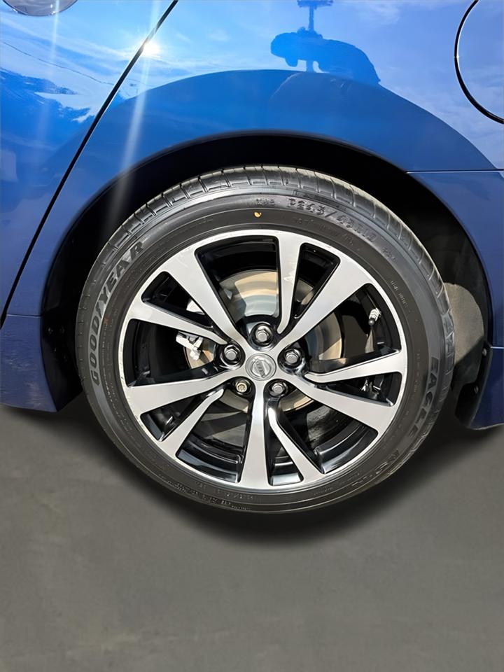 Nissan Maxima SL 3.5L 2017