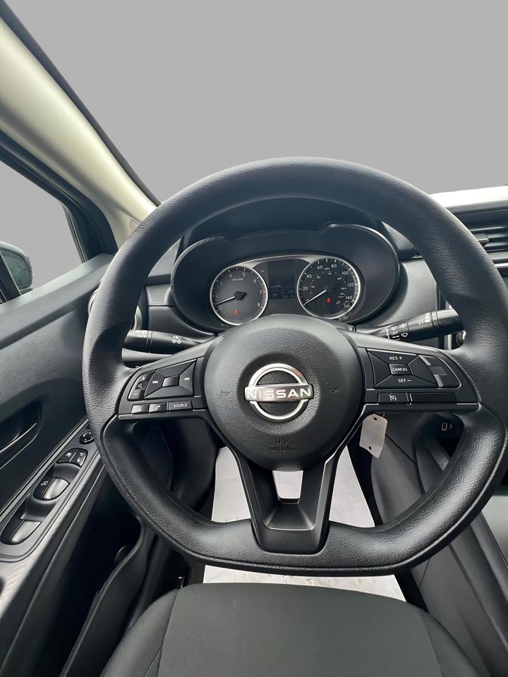Nissan Versa S CVT 2024