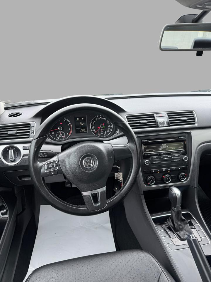 Volkswagen Passat 4dr Sdn 1.8T Auto S 2015
