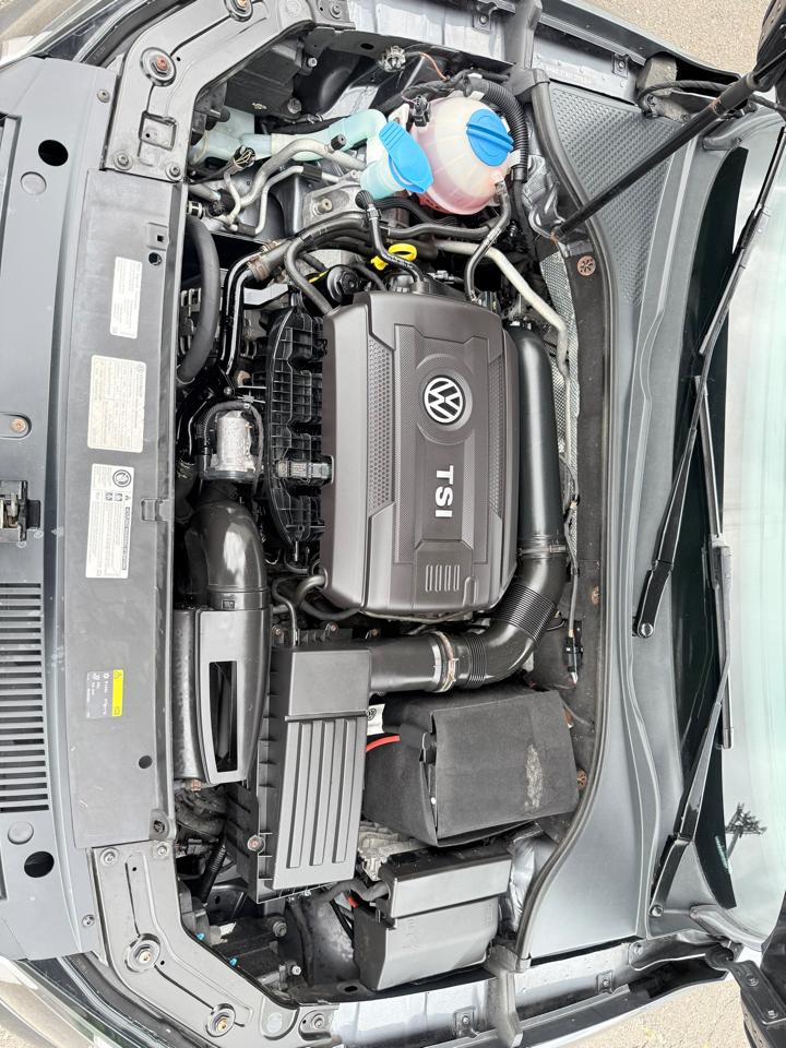 Volkswagen Passat 4dr Sdn 1.8T Auto S 2015