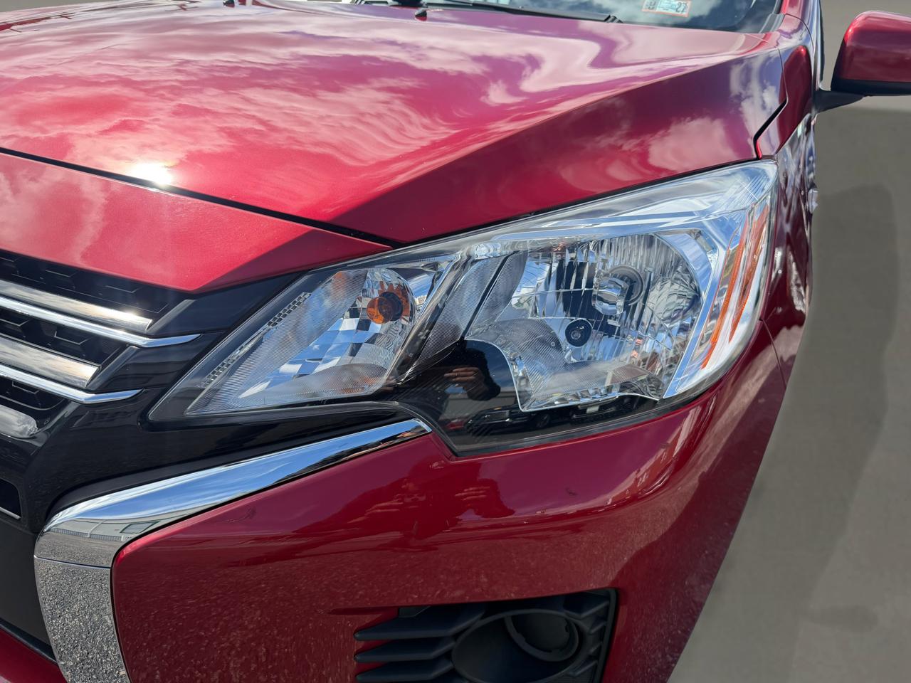 Mitsubishi Mirage ES CVT 2024