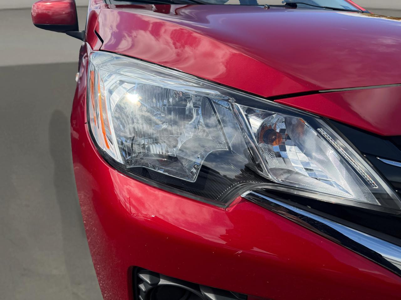 Mitsubishi Mirage ES CVT 2024