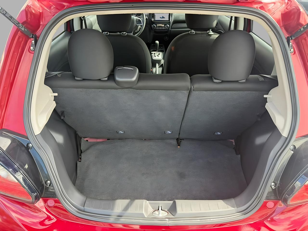 Mitsubishi Mirage ES CVT 2024