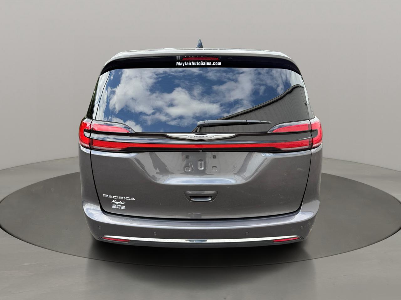Chrysler Pacifica Touring L FWD 2023
