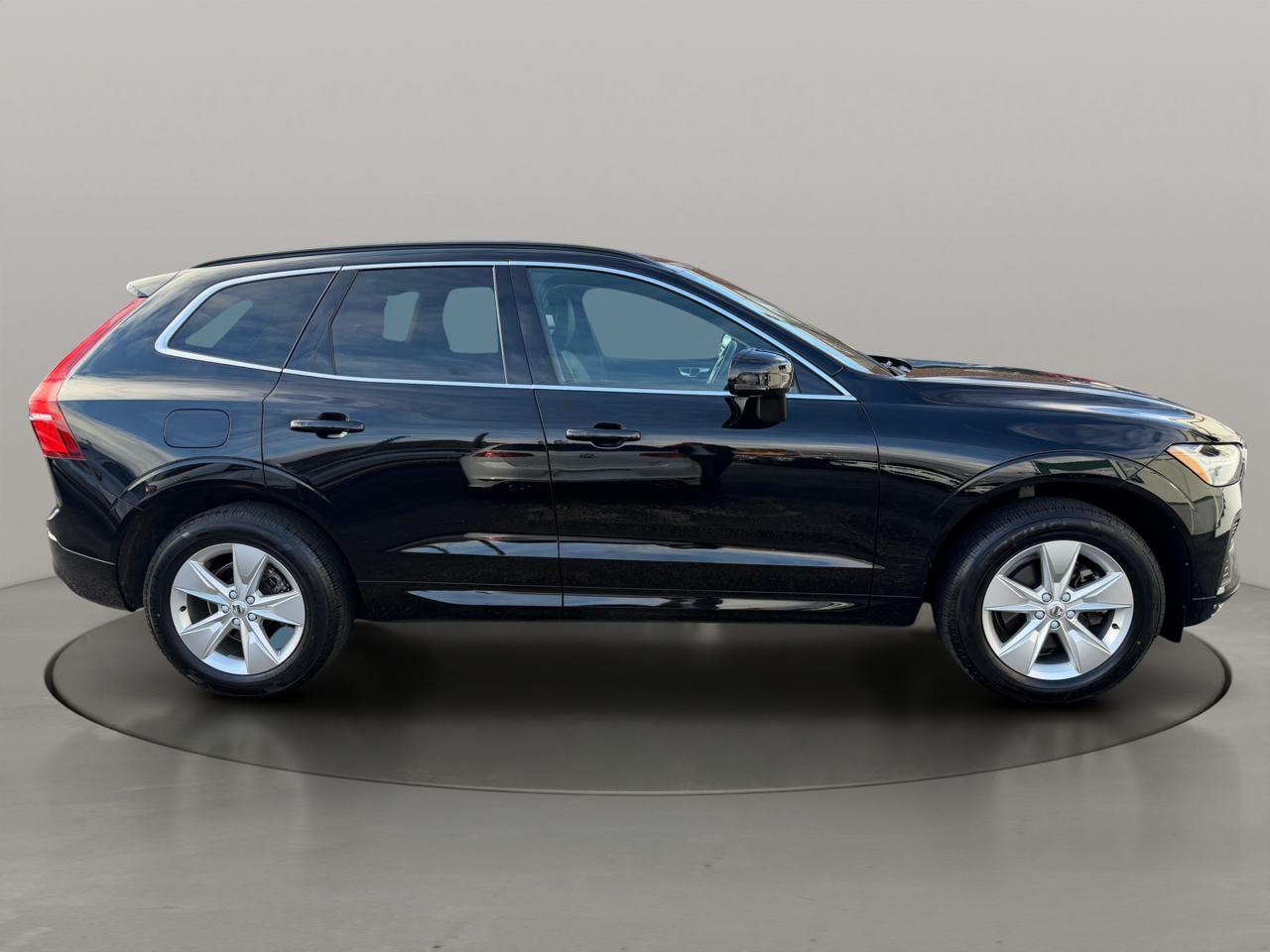 Volvo XC60 B5 AWD Momentum 2022