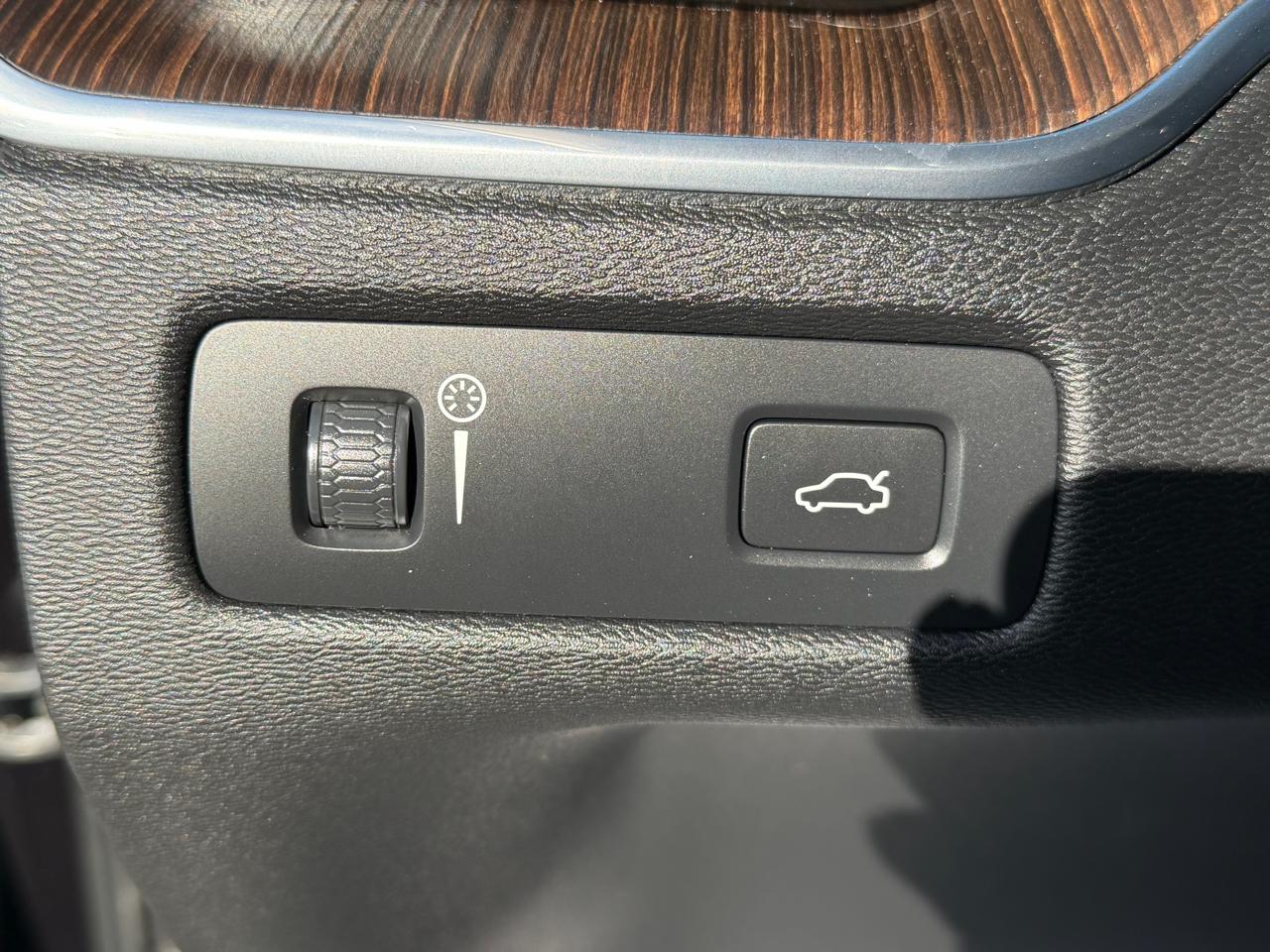 Volvo XC60 B5 AWD Momentum 2022