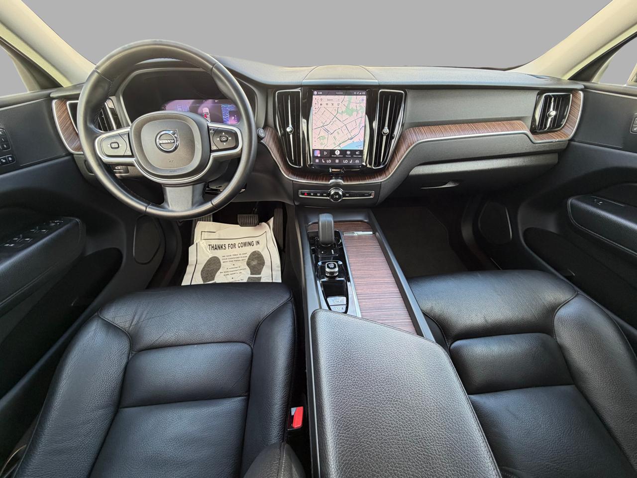 Volvo XC60 B5 AWD Momentum 2022