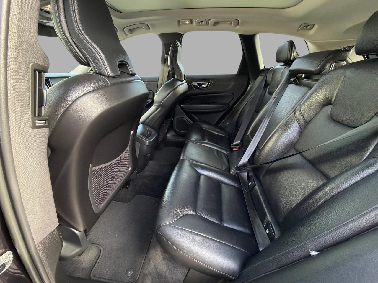 Volvo XC60 B5 AWD Momentum 2022