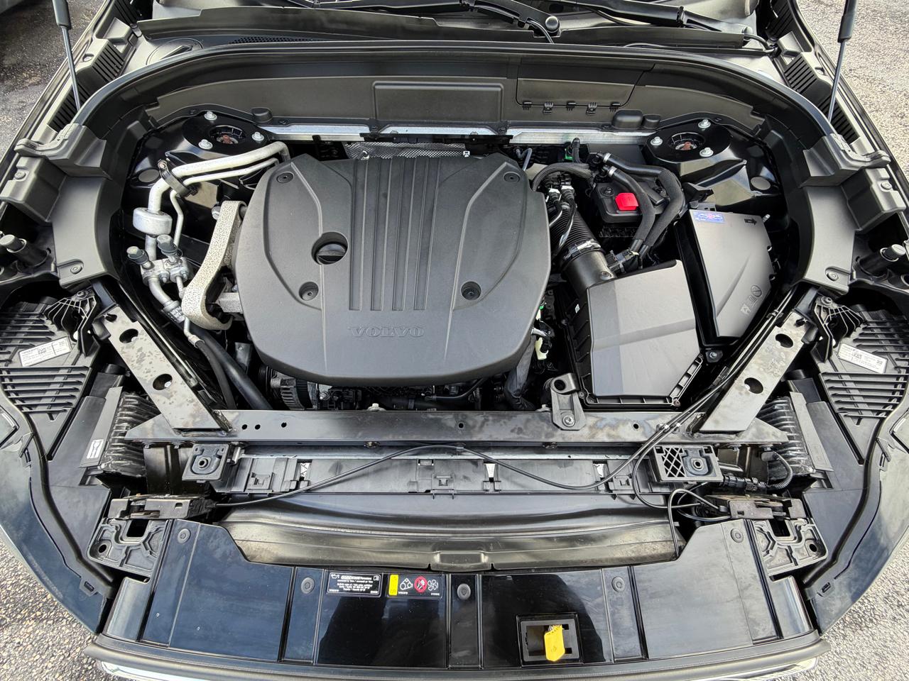 Volvo XC60 B5 AWD Momentum 2022