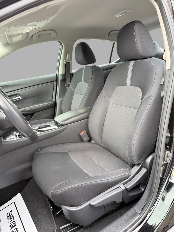 Nissan Sentra SV CVT 2021