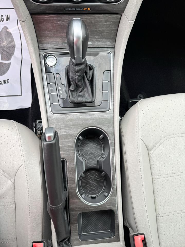 Volkswagen Passat 2.0T SE Auto 2018