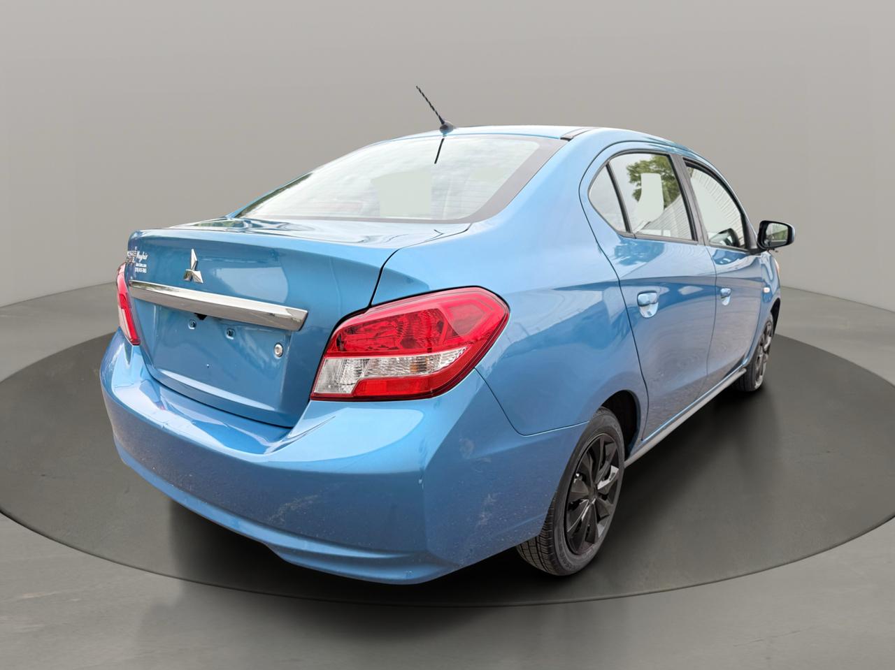 Mitsubishi Mirage G4 ES CVT 2020