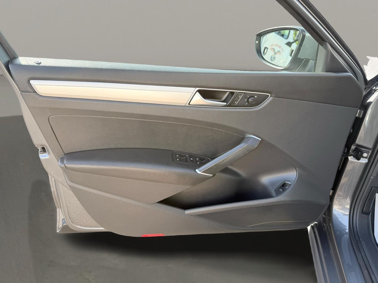 Volkswagen Passat 2.0T S Auto 2018
