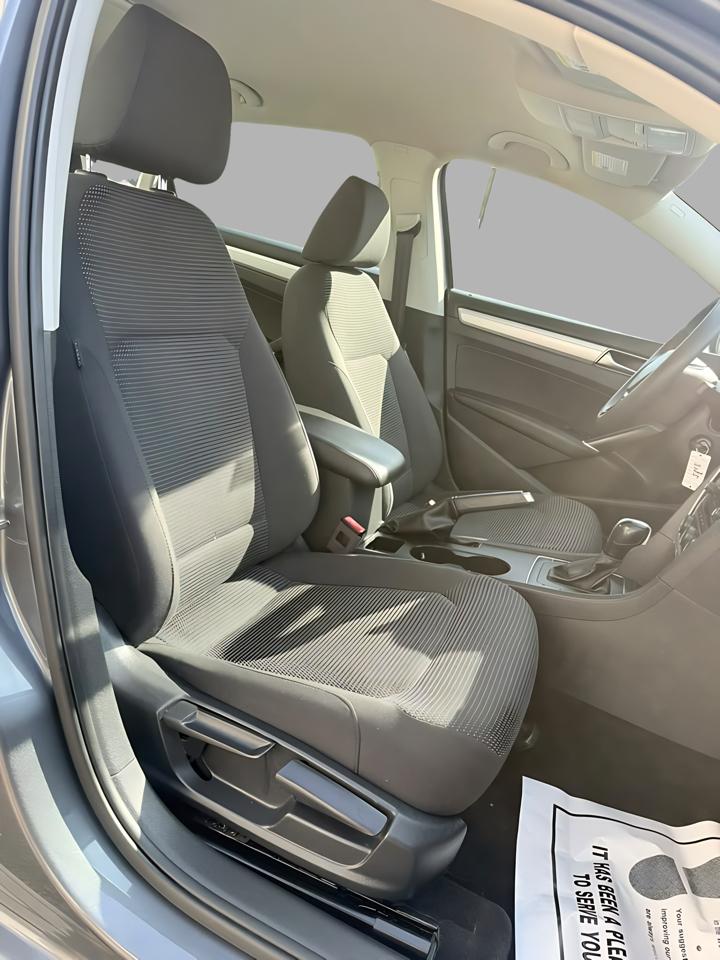 Volkswagen Passat 2.0T S Auto 2018