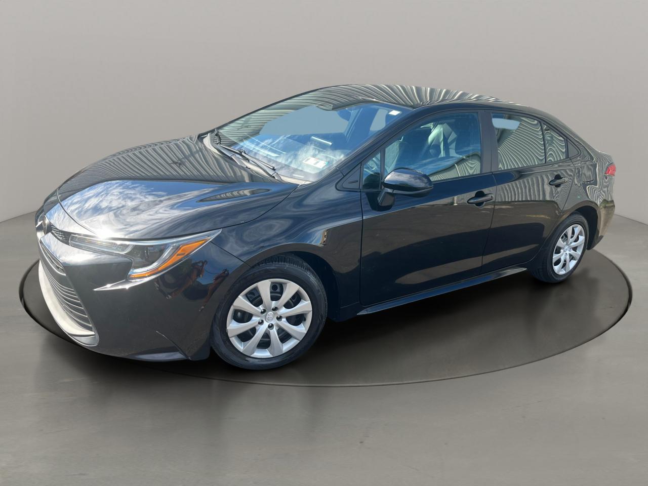 Toyota Corolla LE CVT (Natl) 2025