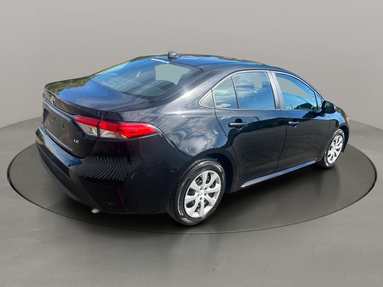 Toyota Corolla LE CVT (Natl) 2025