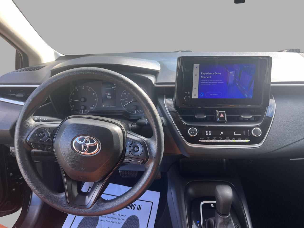 Toyota Corolla LE CVT (Natl) 2025