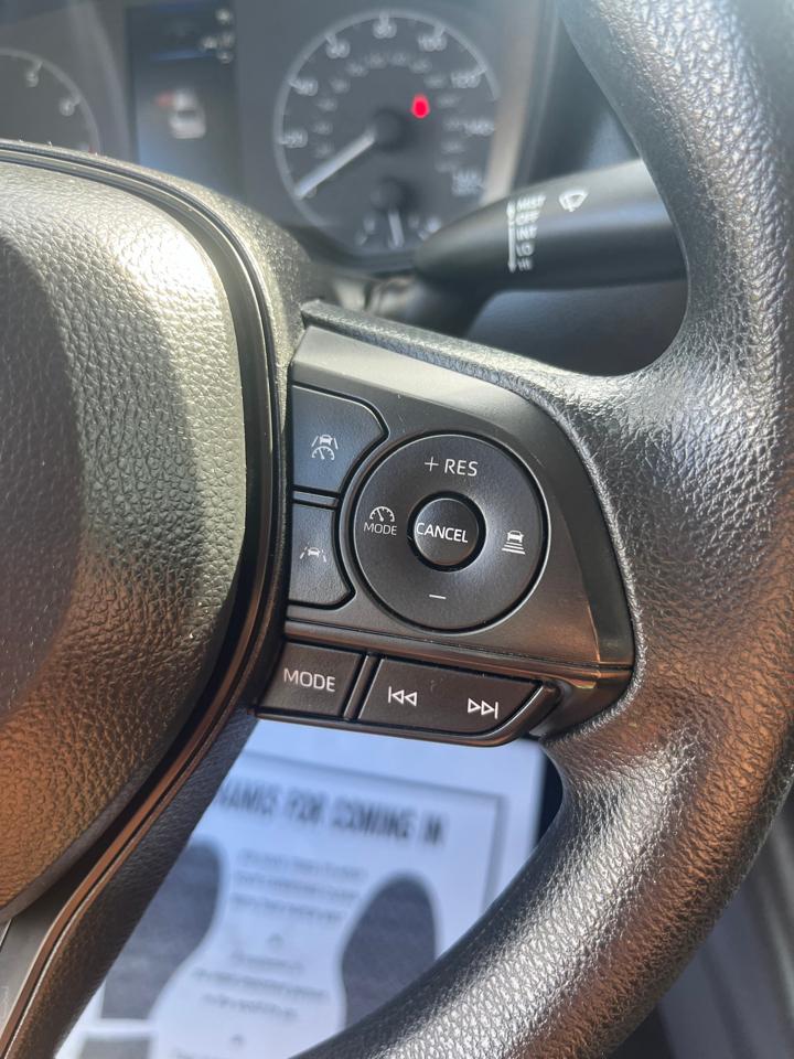 Toyota Corolla LE CVT (Natl) 2025