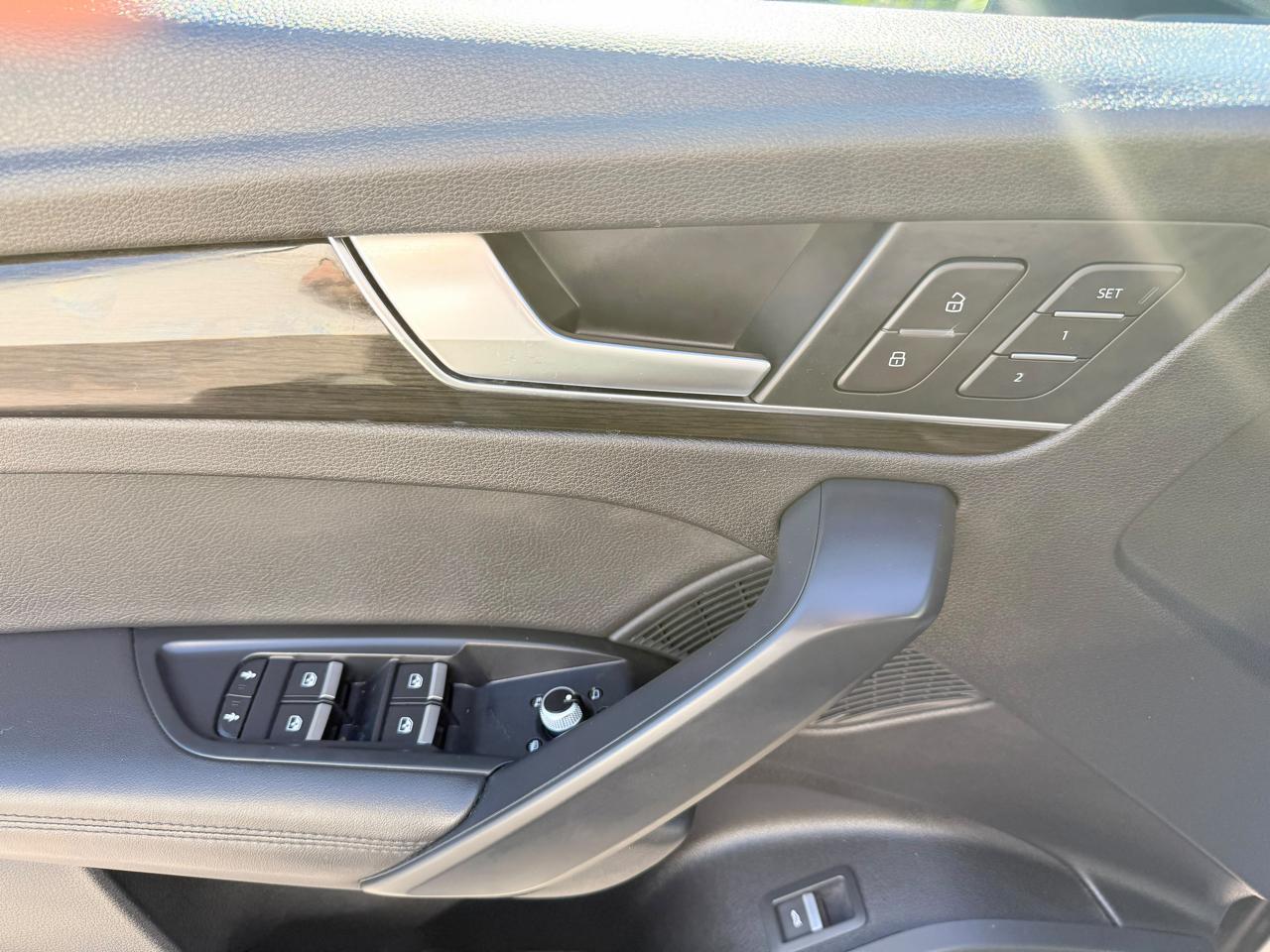 Audi Q5 Premium Plus 45 TFSI quattro 2020