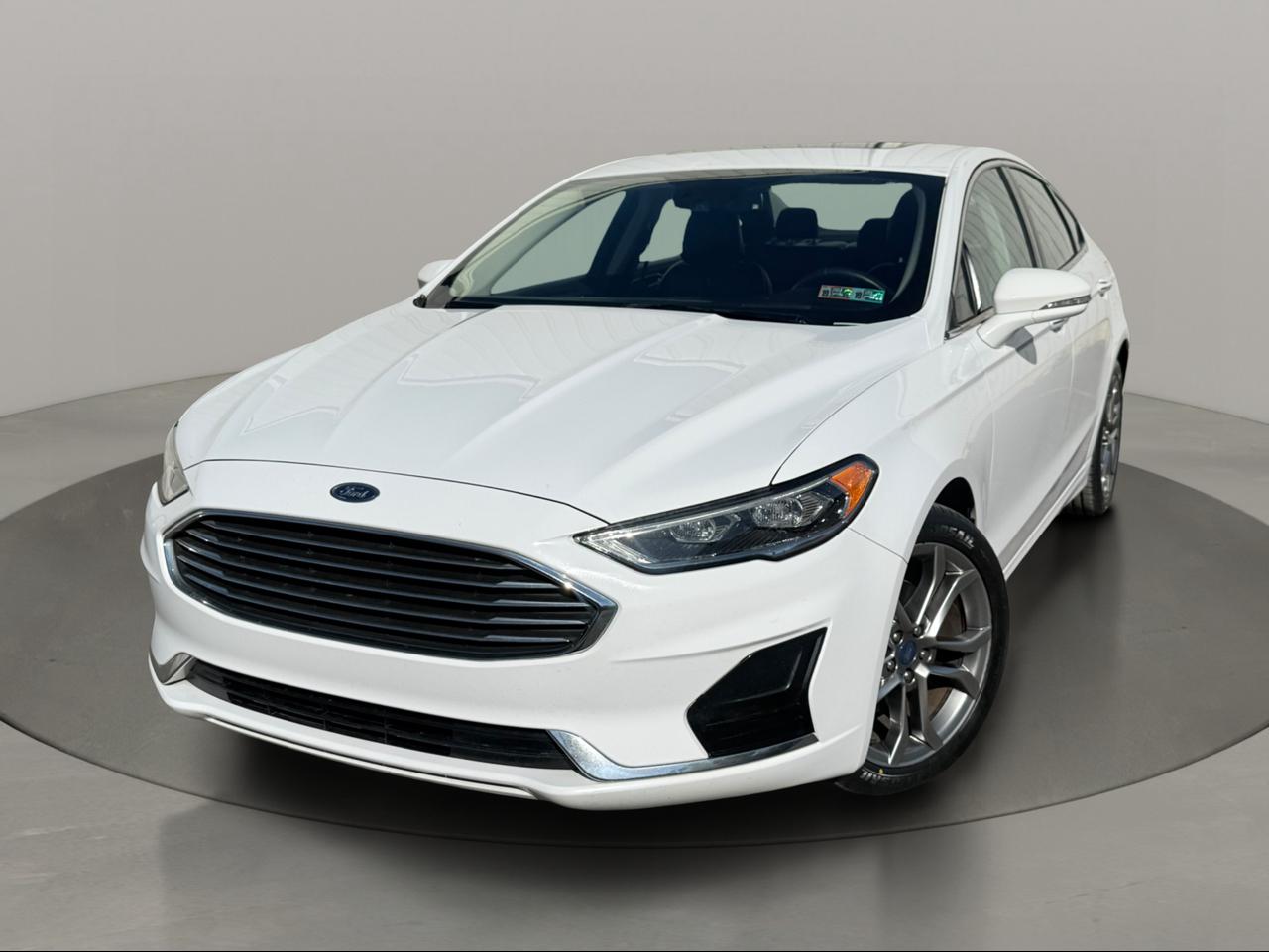 Ford Fusion SEL FWD 2019